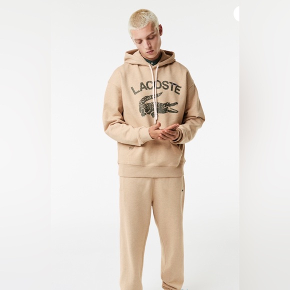 Lacoste NWT Men’s Loose Fit Crocodile Hoodie with front Pocket. - Picture 4 of 14